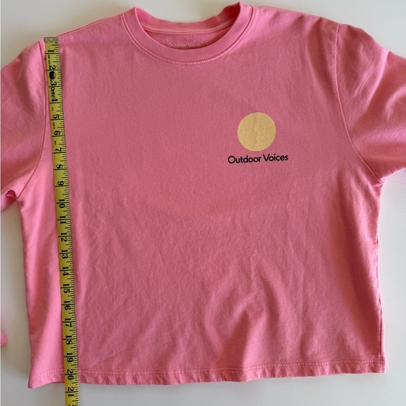 NWT Outdoor Voices Circle Logo Cropped Crewneck Pink Punch Medium - Picture 7 of 7